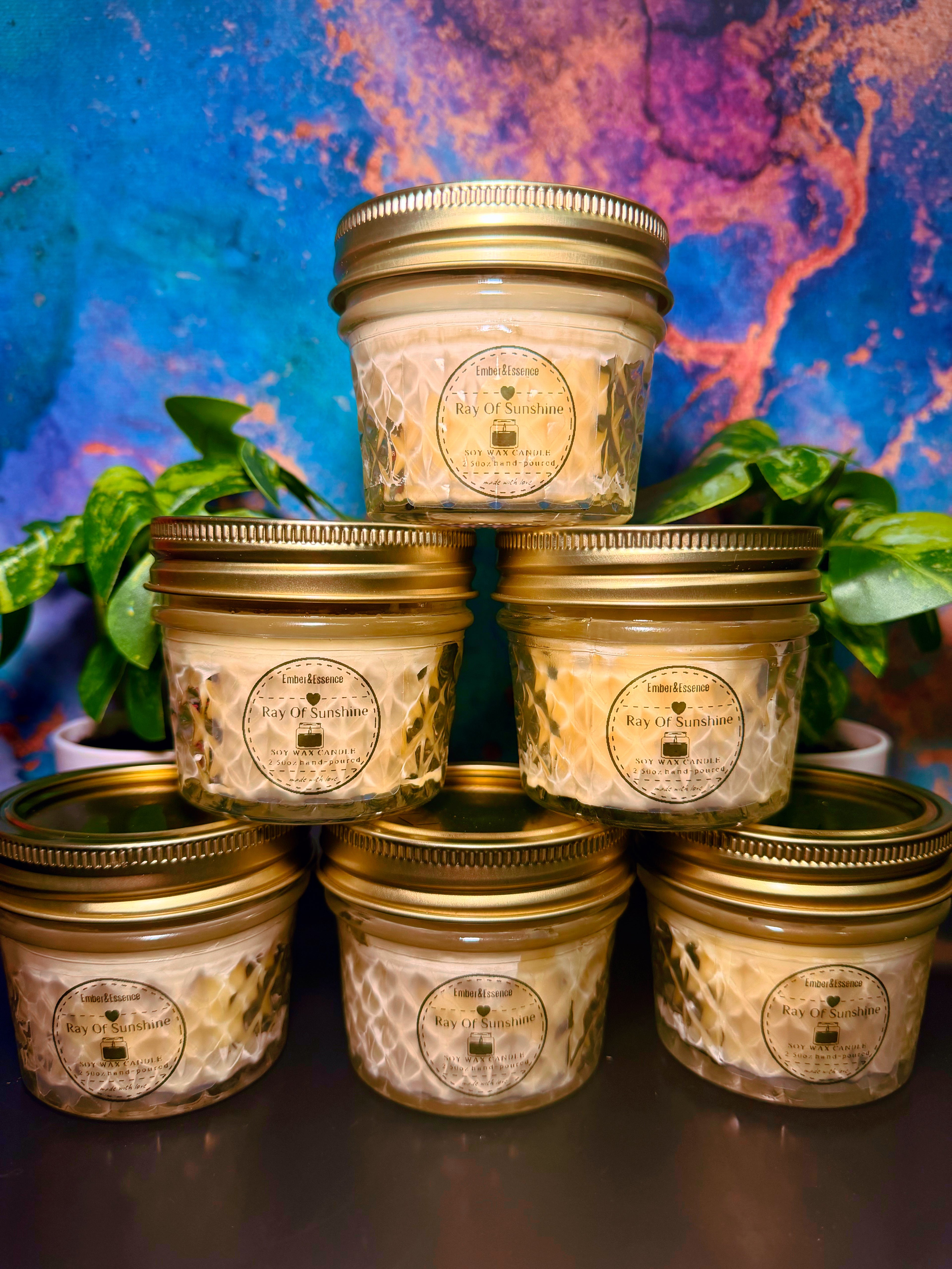 Ray of Sunshine – Citrus Peach & Amberwood Luxury Candle